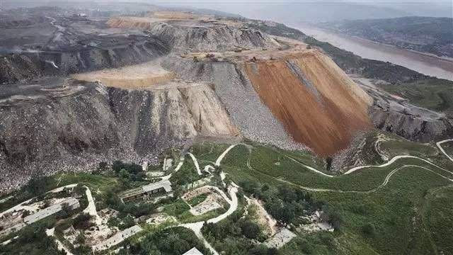 我國磷資源產(chǎn)業(yè)發(fā)展的問題與建議1.jpg 我國磷資源產(chǎn)業(yè)發(fā)展的問題與建議1.jpg