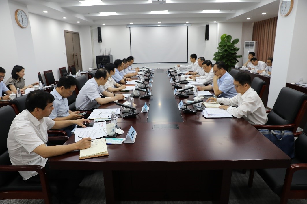 公司領(lǐng)導(dǎo)與河北省副省長時清霜一行座談交流 公司領(lǐng)導(dǎo)與河北省副省長時清霜一行座談交流